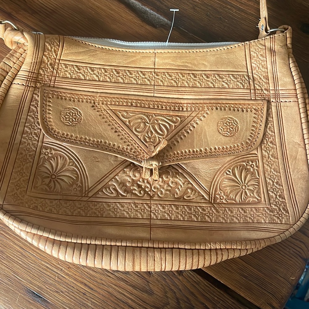 Leather bag